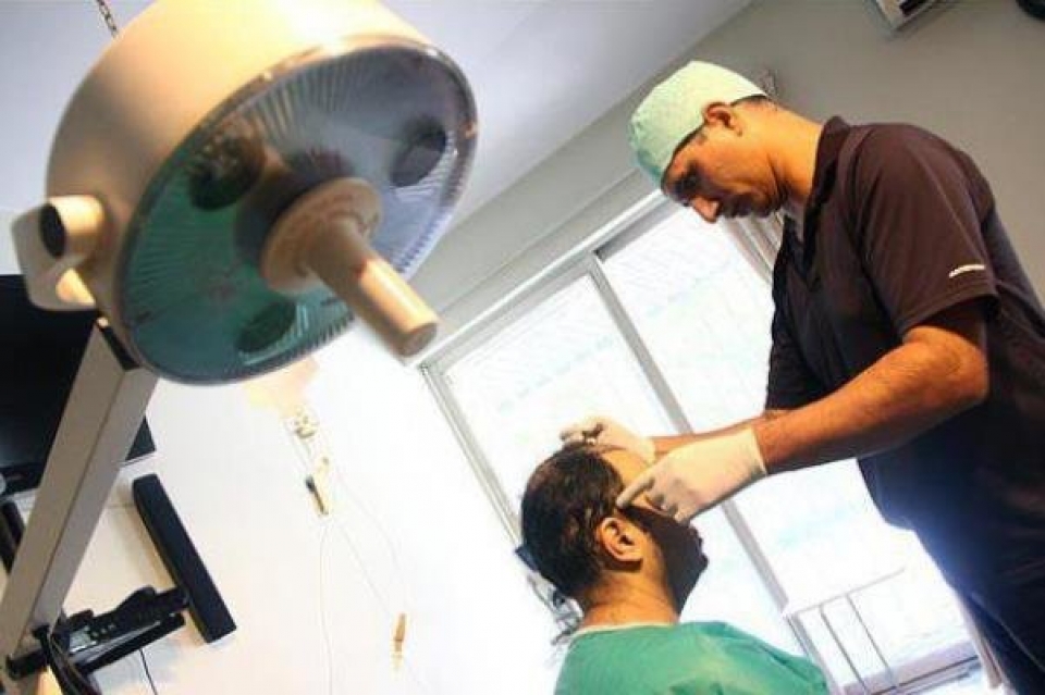 برای ایجاد شرایط بهتر بیمار؛ دستگاه هوشمند تمام دیجیتال کاشت مو ساخته شد