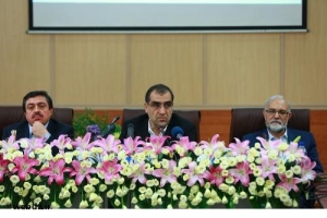 وزیر بهداشت در اجلاس معاونین درمان دانشگاههای علوم پزشکی سراسر کشور