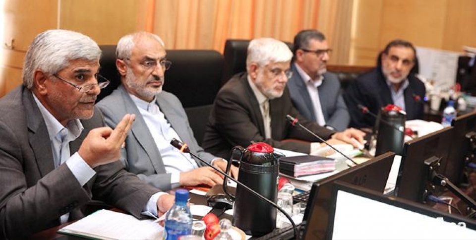 حضور وزیر علوم و رییس دانشگاه آزاد در کمیسیون آموزش مجلس / از گلایه های وزارت علوم تا نزدیکی ۳۰درصد از واحدهای دانشگاه آزاد به پرتگاه تعطیلی