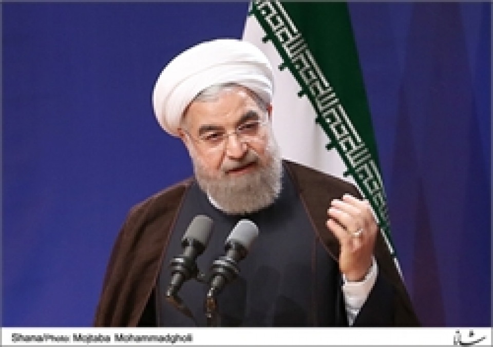 رئیس جمهوری: ایران در سال ٩٦ صادرکننده بنزین می&zwnj;شود