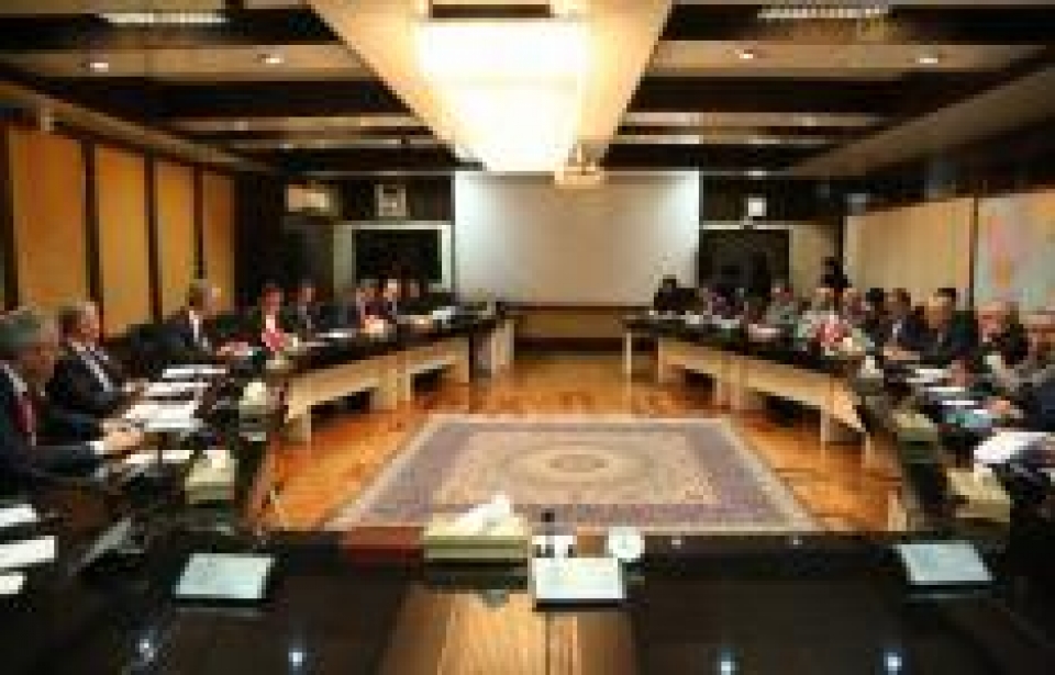 در دیدار مهندس نعمت زاده و وزیر دارایی اتریش 2 طرف بر لزوم توسعه مناسبات اقتصادی تاکید کردند